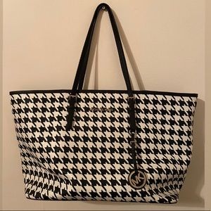 Michael Kors Tote
